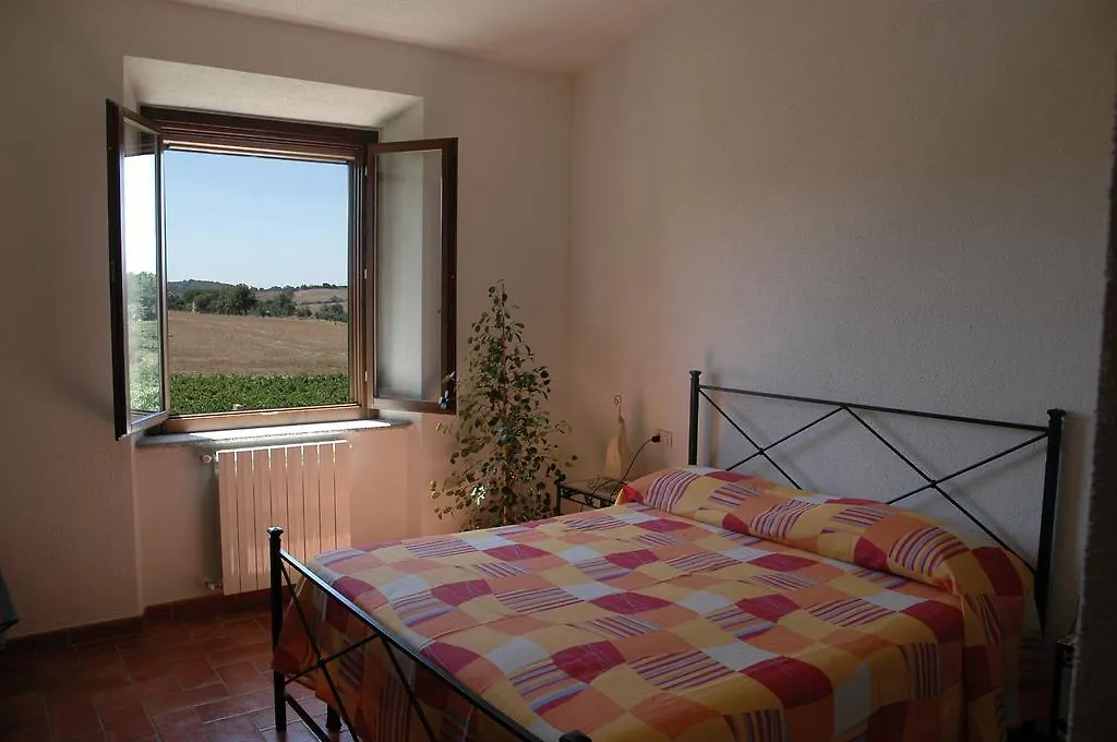 Farm stay Agriturismo Pian Dei Pini Montiano